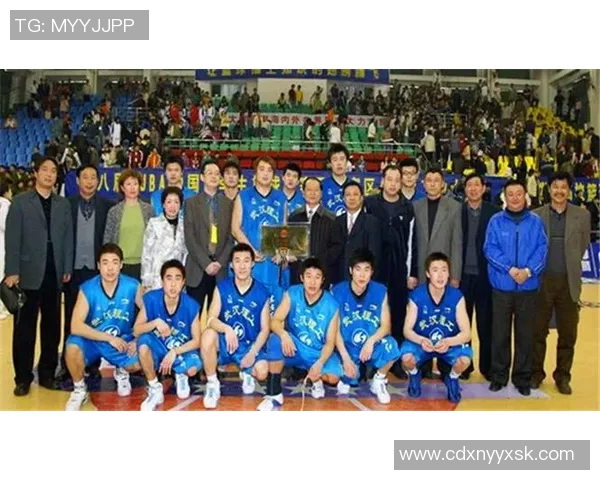 武汉篮球队阵地战解析：战术布局与球队发展新趋势探讨